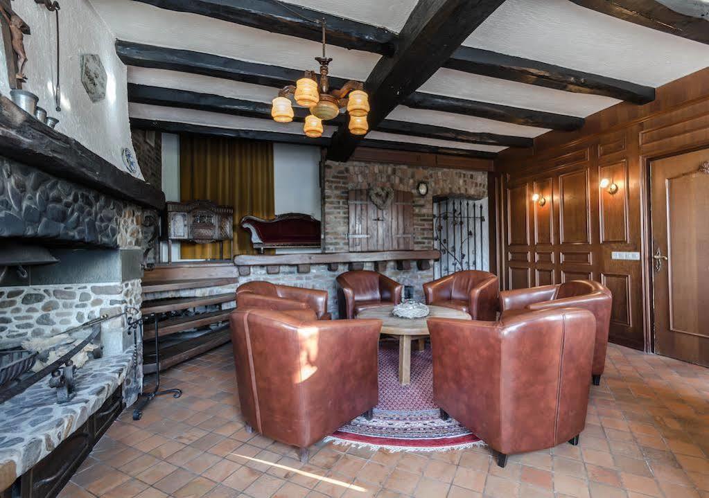 Restaurant De Roosterhoeve 4*