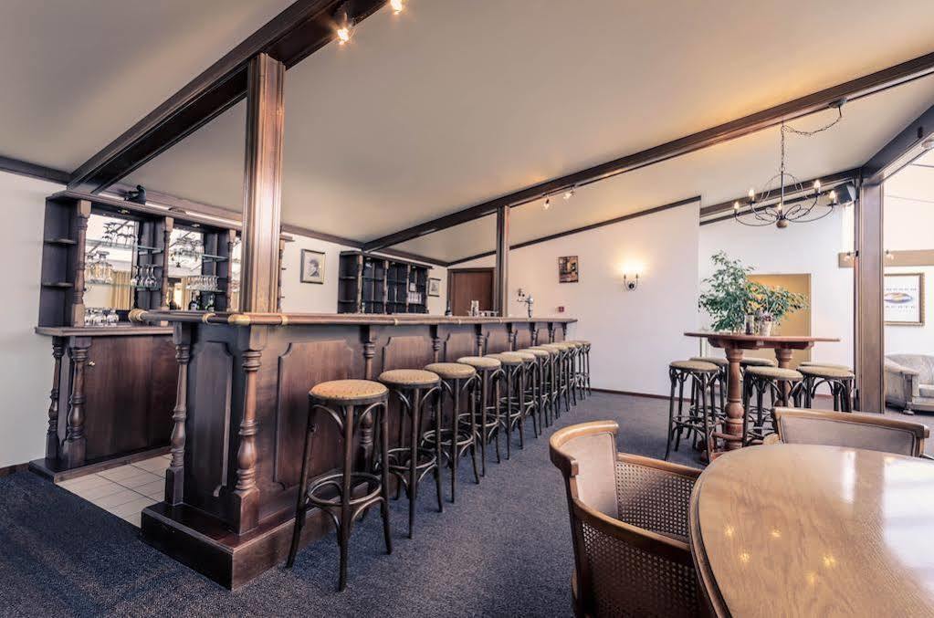 Restaurant De Roosterhoeve Roosteren